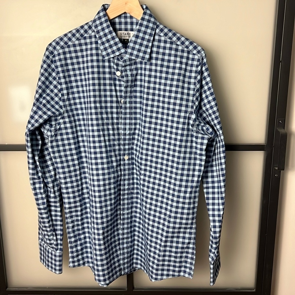 Stantt Essentials Button Up Shirt Size Medium